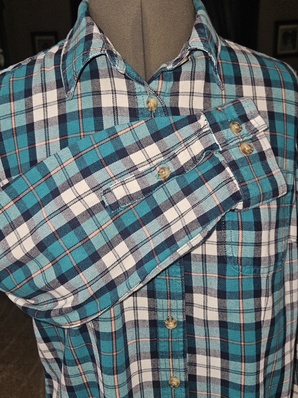 DULUTH Women's Teal Plaid Button-Up Shirt Classic Long Sleeve Sz M
